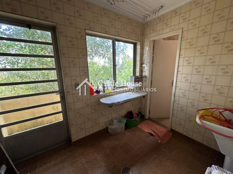 Sobrado à venda na Rua Américo SamaroneVila Moinho Velho - 153648-23.jpeg