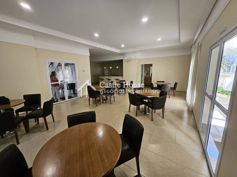 Apartamento à venda na Rua Dom Pero SardinhaVila Gumercindo - 999-122618-3.jpg